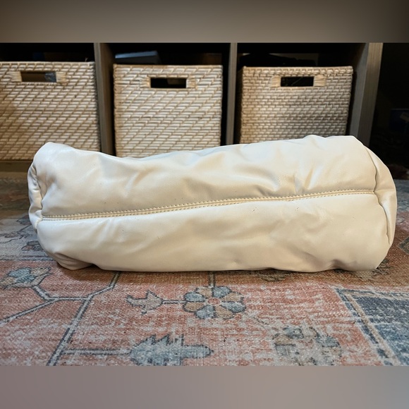 NWT H&M White Puffer Tote Bag Large - Picture 11 of 15